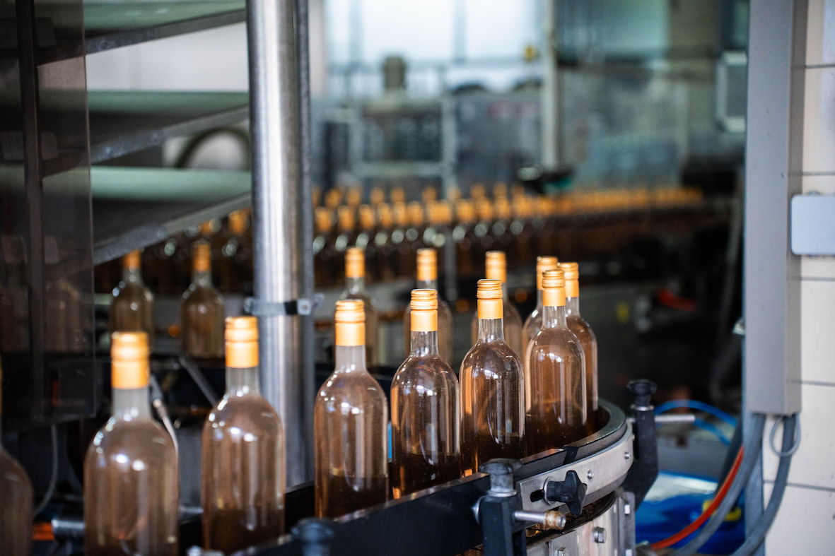 Mitarbeiter Abfüllbetrieb 100% (M/W/D)